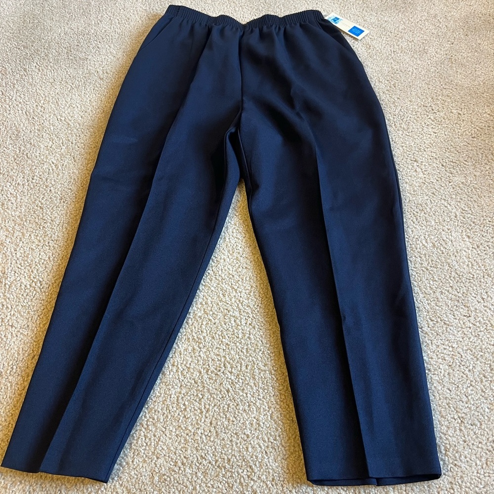 Covington Women's Navy Straight Leg Pants - Picture 2 of 4